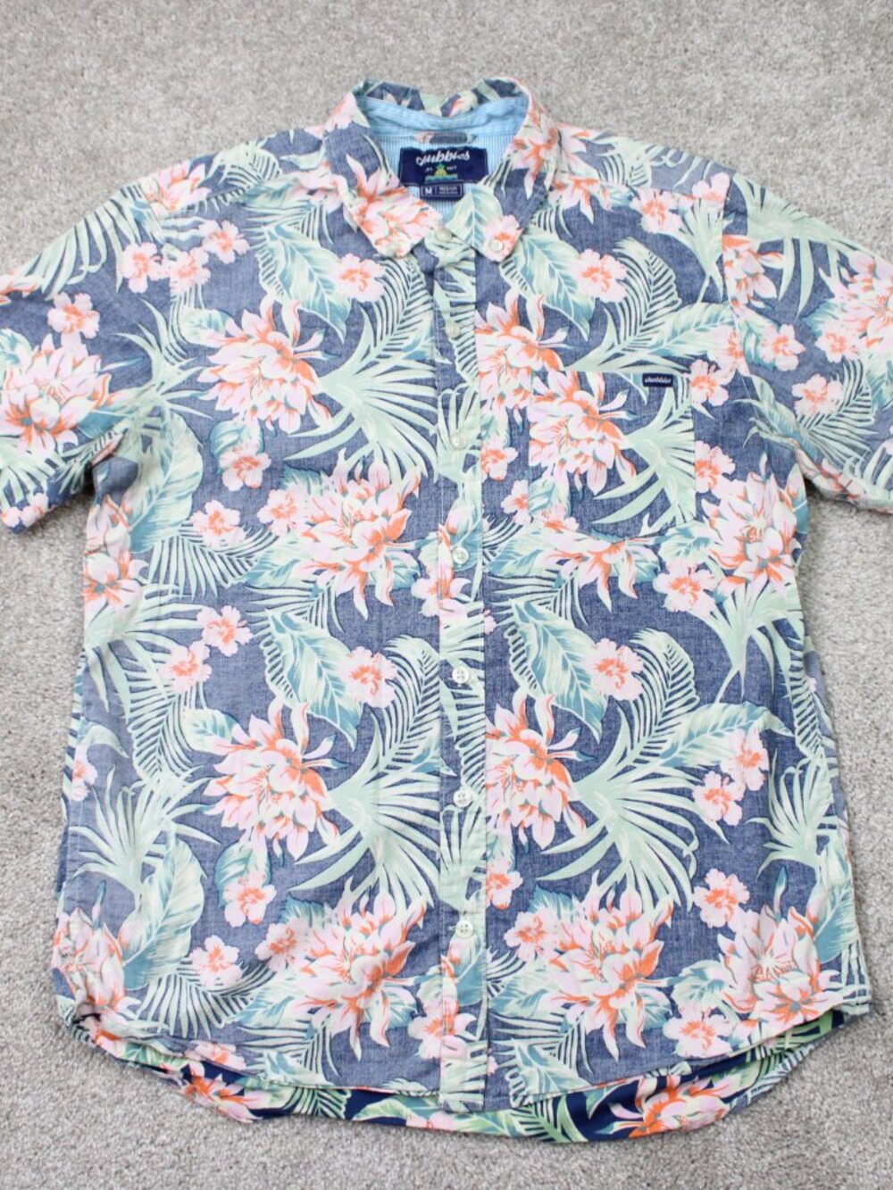 Chubbies Shirt Mens Medium Pink/Blue Floral Reverse Print Hawaiian Short Sleeve